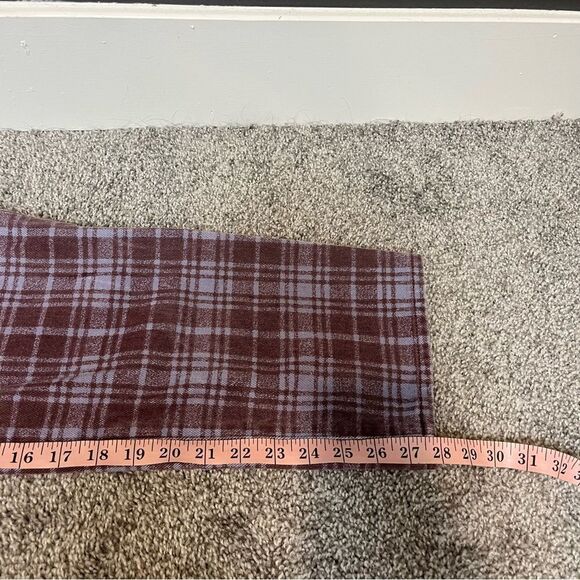 Madewell The Perfect Vintage Straight Jean in Cabernet Plaid - Picture 16 of 16